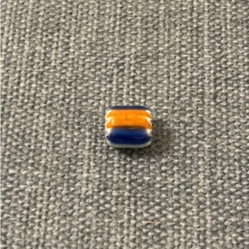 Bead